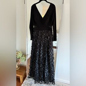Xscape Black Long Sleeve V-Neck Gown